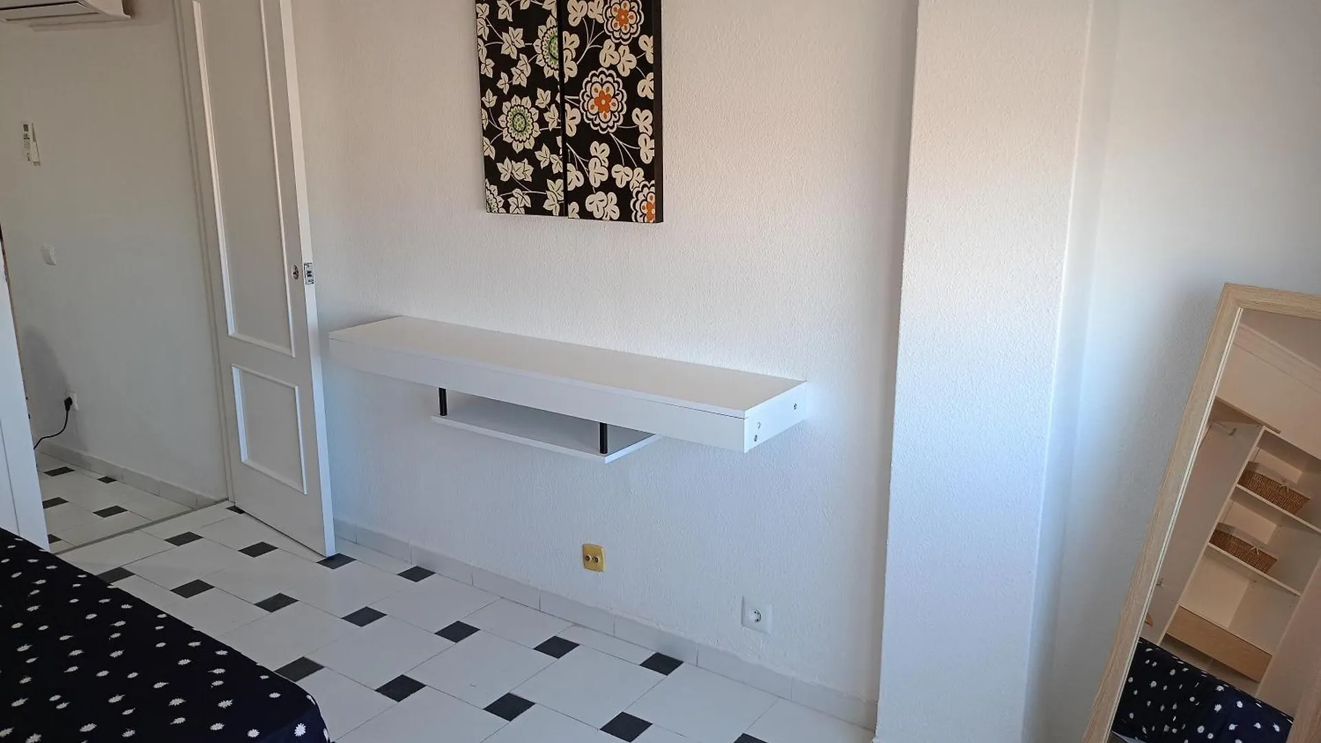 Angosta Host Apartment Malaga Spain
